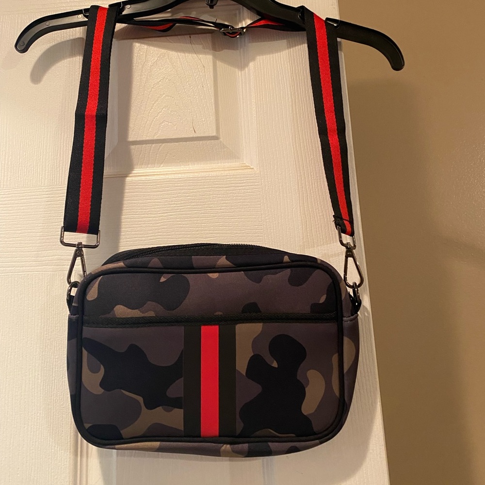 Neoprene bag